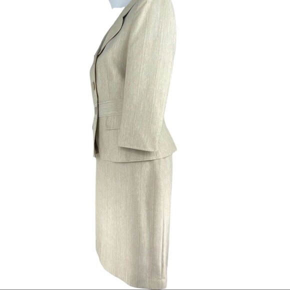 Tahari Women's Neutral Tan Herringbone Career Blazer‎ & Skirt Suit Set 6/C36/W30 - Picture 3 of 16